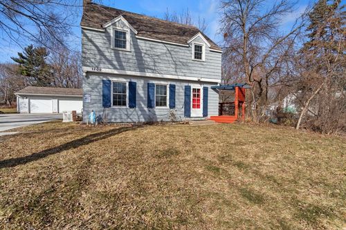 1709 White Bear Ave N, Maplewood, MN, 55109 | Card Image