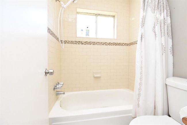 20003 Bolton Bridge Ln, House other with 3 bedrooms, 2 bathrooms and null parking in Humble TX | Image 7