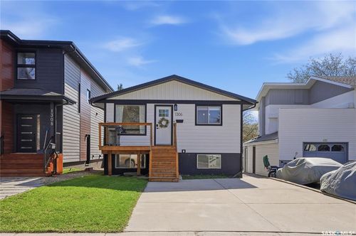 1306 6th Avenue N, Saskatoon, SK, S7K2T8 | Card Image