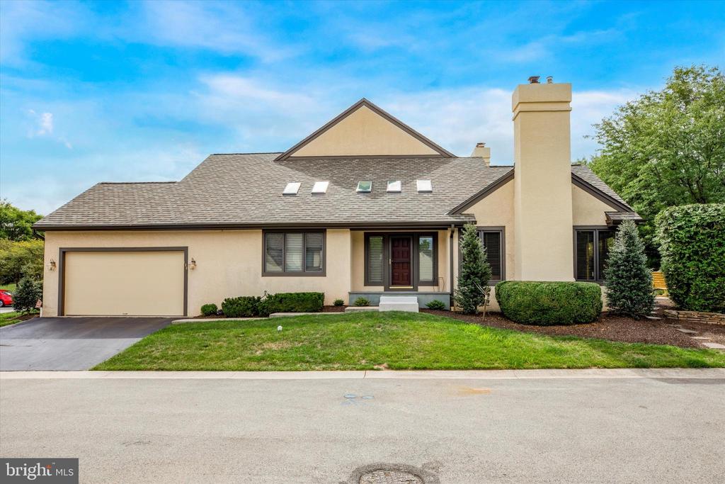 Splitrail Ln, Blue Bell, PA 19422