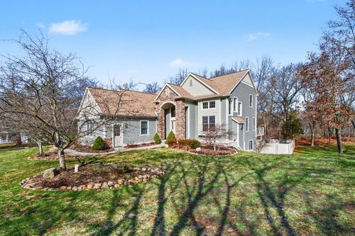 7901 Sandy Hollow Dr Se, Alto, MI, 49302-9796 | Card Image