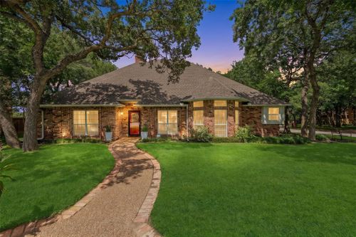 2319 Ox Bow Ct, Arlington, TX, 76006-4811 | Card Image