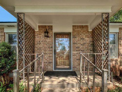 1019 E Etowah Rd, Noble, OK, 73068-8474 | Card Image