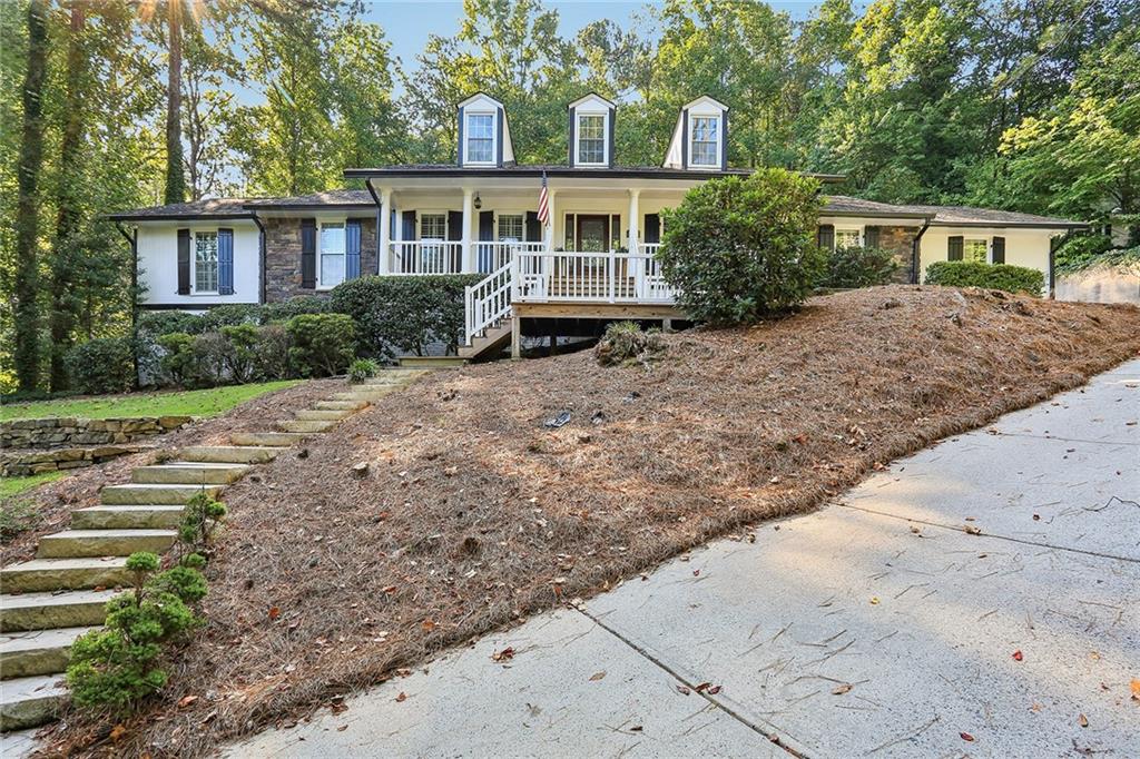 Oakhaven Dr, Roswell, GA 30075