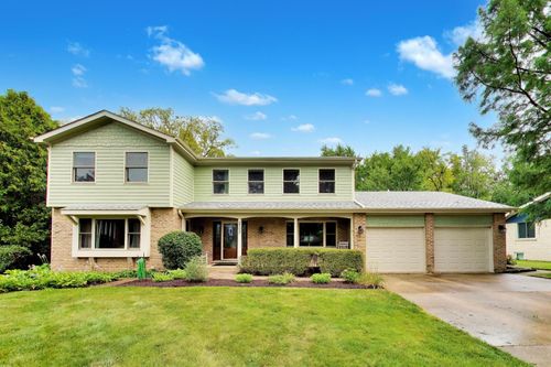 2302 Lisa Ct, Palatine, IL, 60067-7227 | Card Image