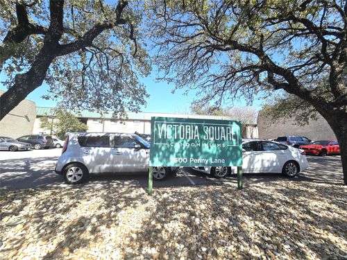 apt-212-2600 Penny Ln, Austin, TX, 78757-7699 | Card Image