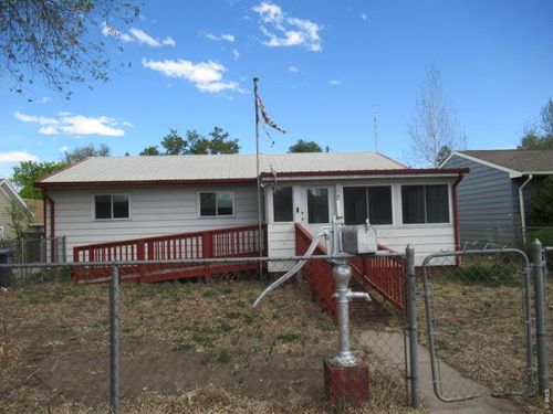 704 Madison Ave, Loveland, CO, 80537-5017 | Card Image