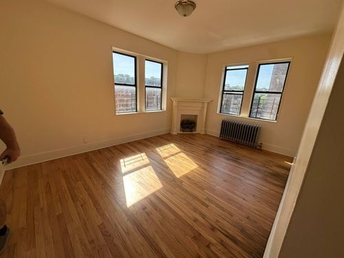 apt-4r-497 Van Cortlandt Park Ave, Yonkers, NY, 10705-3325 | Card Image