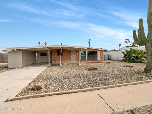 2229 S Marvin Avenue, Tucson, AZ, 85710 | Card Image