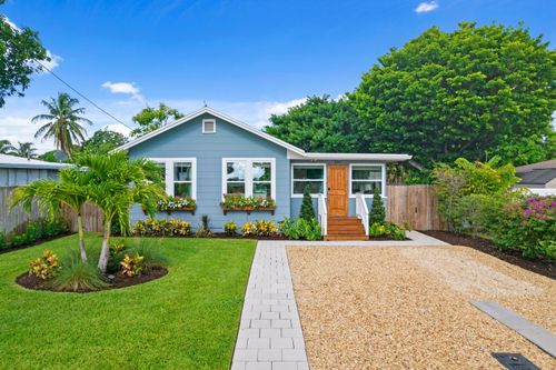 826 Se 4th Ave, Delray Beach, FL, 33483-3413 | Card Image