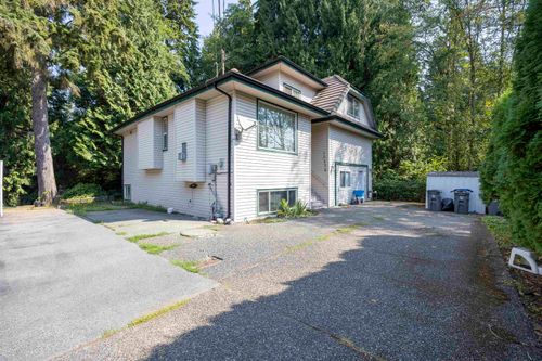 10576 154a St, Surrey, BC, V3R4K1 | Card Image