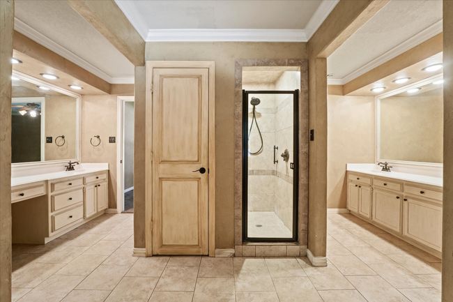 Walk in shower | Image 22