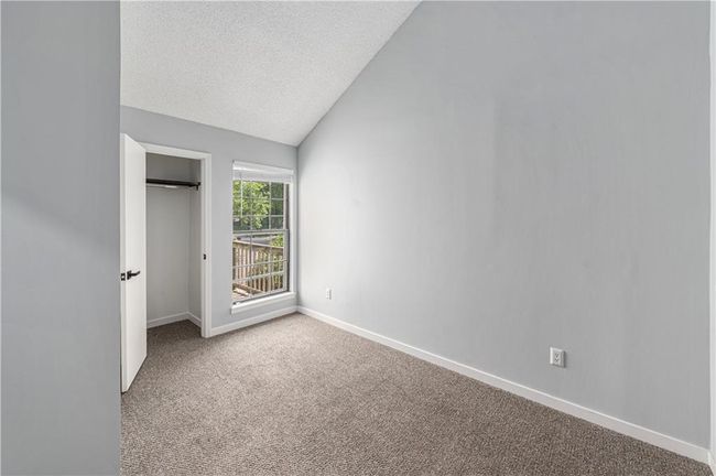 5980 N Bellefontaine Ave, Townhouse with 3 bedrooms, 3 bathrooms and null parking in Gladstone MO | Image 10