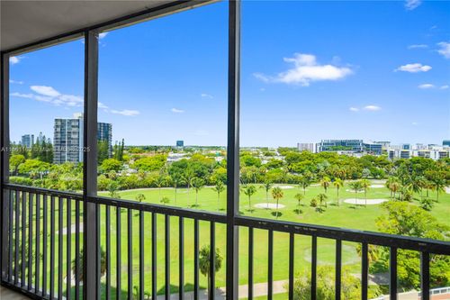 apt-901-20335 W Country Club Dr, Aventura, FL, 33180-1604 | Card Image