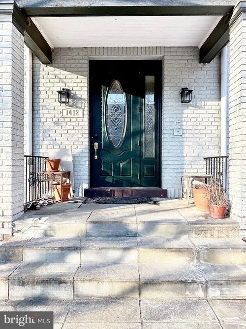 apt-2-1412 A St Se, WASHINGTON, DC, 20003-1590 | Card Image