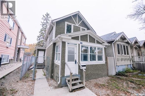 1932 Quebec St, Regina, SK, S4P1J7 | Card Image