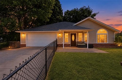 20782 Lakeshore Dr, Springdale, AR, 72764-8900 | Card Image