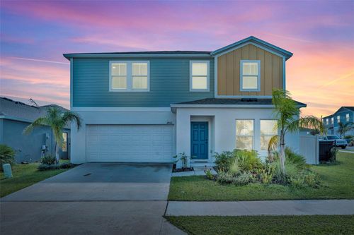 2402 Oakwood Ln, DAVENPORT, FL, 33837-1486 | Card Image