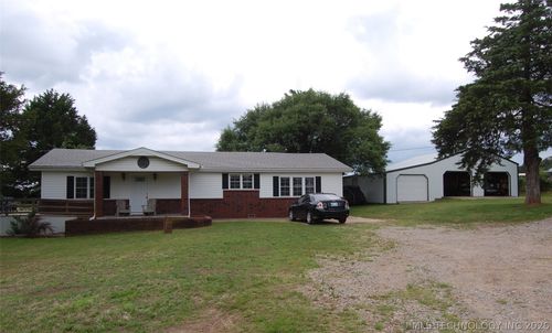10390 Loblolly Rd, Henryetta, OK, 74437-3867 | Card Image
