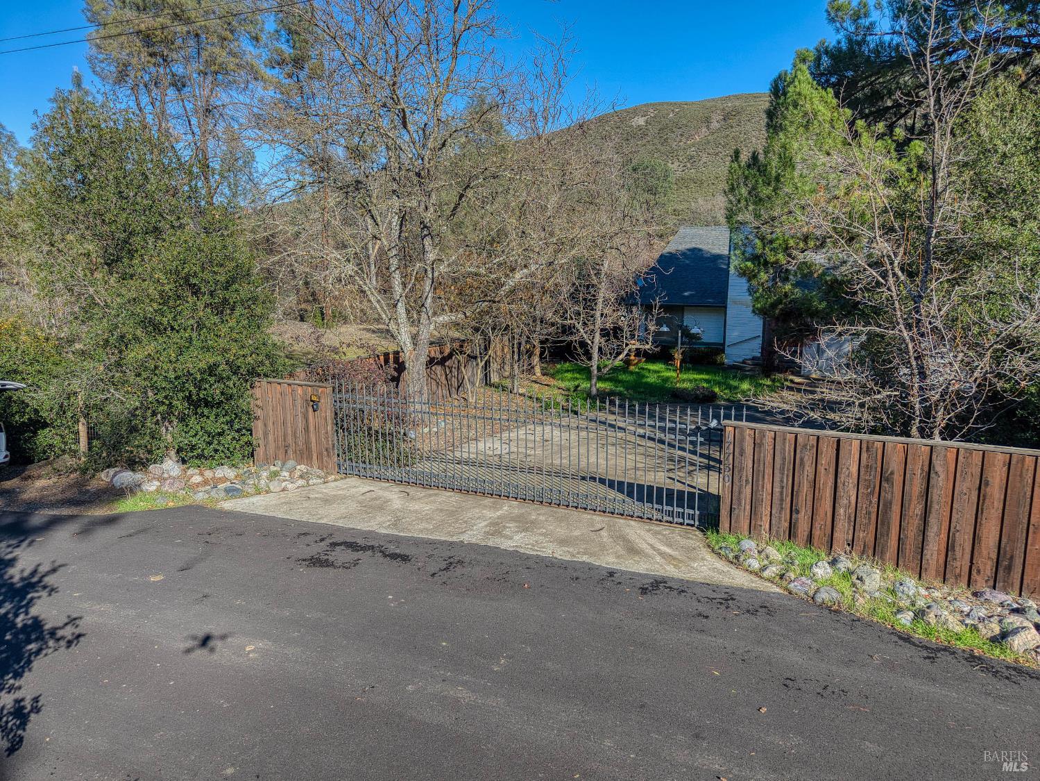 Residential in Clearlake Oaks 3