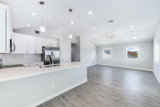 199 Flounder Dr, House other with 4 bedrooms, 3 bathrooms and null parking in Port Aransas TX | Image 10