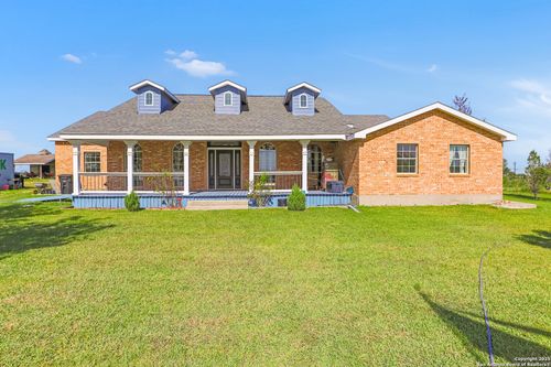 2504 Schwab Rd, Seguin, TX, 78155-1407 | Card Image