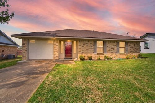 6708 Wren Dr, Greenville, TX, 75402-5577 | Card Image