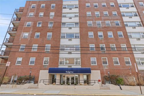 2g-750 Shore Rd, Long Beach, NY, 11561-4786 | Card Image