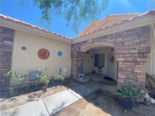 1038 Armillaria St, Henderson, NV, 89011-3104 | Card Image