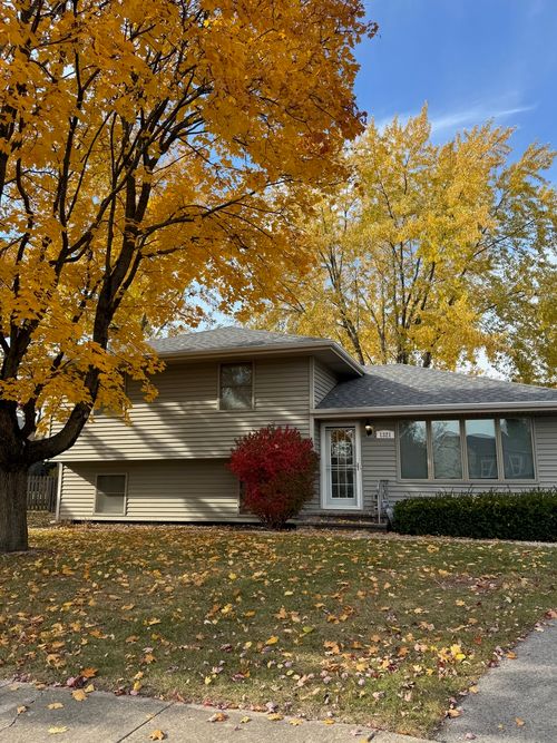 1321 Galena Ct, Naperville, IL, 60564-9590 | Card Image