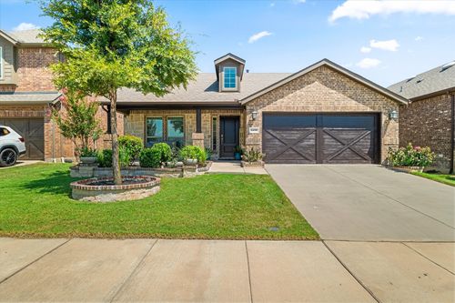 1405 Summit View Ln, Aubrey, TX, 76227-2939 | Card Image