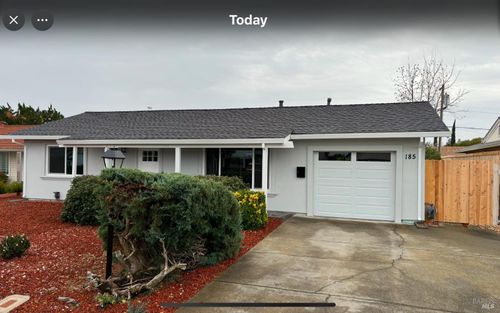 185 Mckinley Cir, Vacaville, CA, 95687-3301 | Card Image