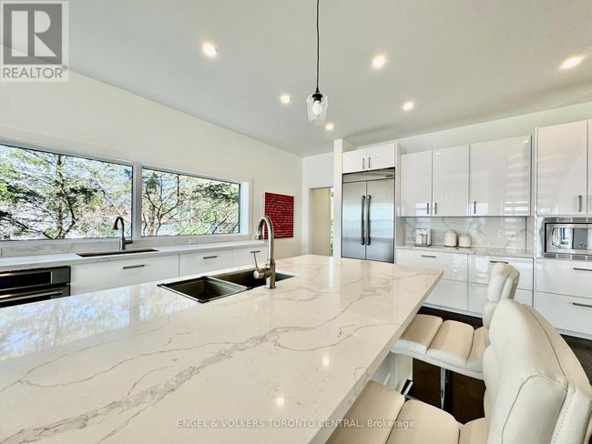 131 Peats Point Road, House other with 3 bedrooms, 2 bathrooms and 32 parking in Prince Edward County (Ameliasburg Ward) ON | Image 8