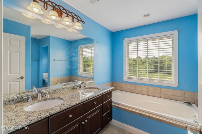 1801 Ridge Creek Ln, House other with 3 bedrooms, 3 bathrooms and null parking in Knoxville TN | Image 35