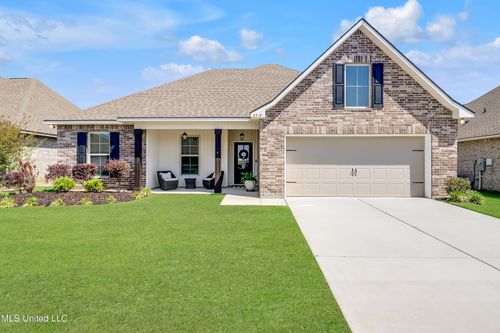 3710 Victor Ln, Diberville, MS, 39540-6509 | Card Image