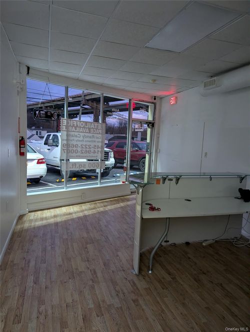 990-998 Route 22, Brewster, NY, 10509-1576 | Card Image