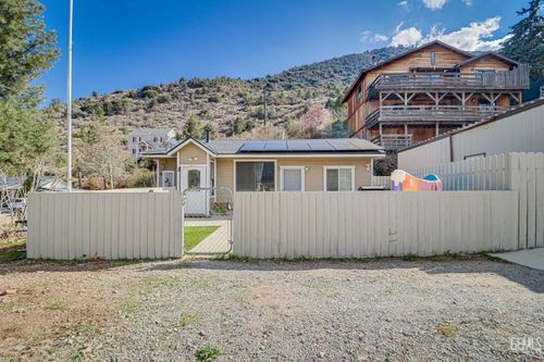 3432 California Trl, Frazier Park, CA, 93225-8012 | Card Image