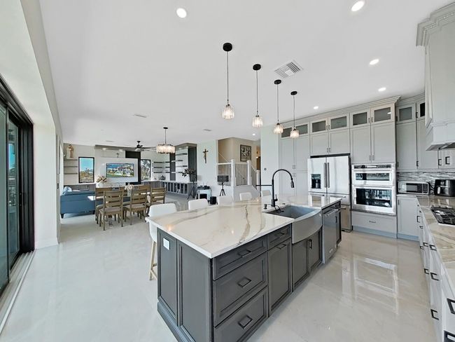 882 Bay Point Dr, House other with 5 bedrooms, 6 bathrooms and null parking in MADEIRA BEACH FL | Image 10