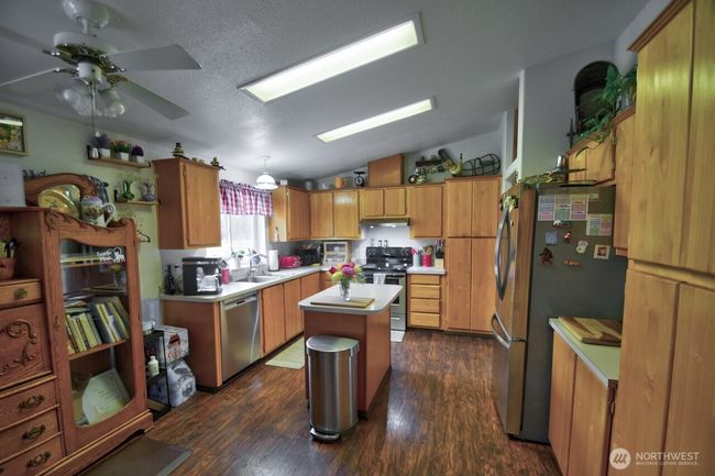 1159 King Rd, House other with 3 bedrooms, 2 bathrooms and 2 parking in Winlock WA | Image 5
