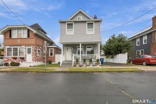 25 California St, West Haven, CT, 06516-6112 | Card Image