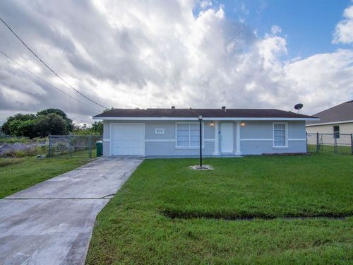 650 Se Evergreen Ter, Port St Lucie, FL, 34983-3208 | Card Image