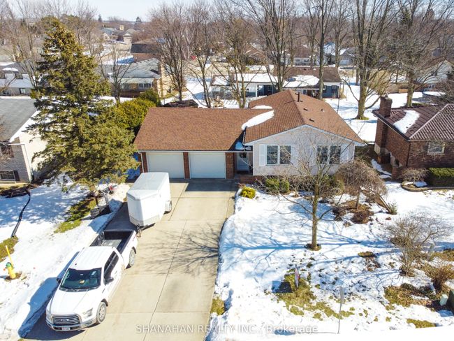 73 Sunset Ave, House other with 4 bedrooms, 3 bathrooms and 4 parking in Warwick ON | Image 42