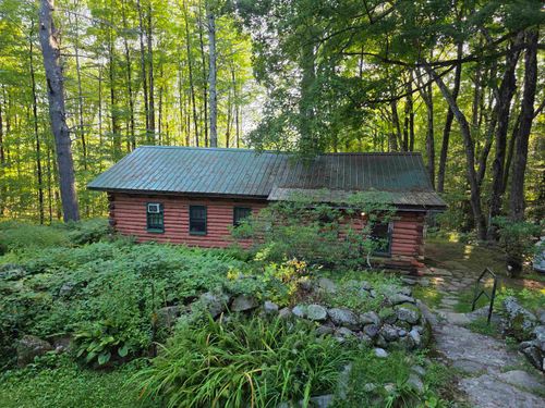 135 Little Hill Road, Webster, NH, 03303 | Card Image