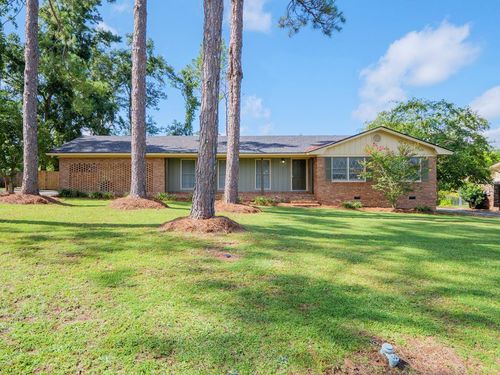 1209 Linda Dr, Valdosta, GA, 31602-2352 | Card Image