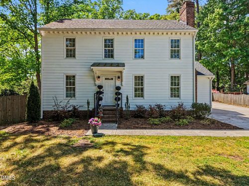 5605 Knollwood Rd, Raleigh, NC, 27609-4556 | Card Image