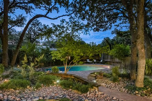 1104 Sherwood Dr, Arlington, TX, 76013-1527 | Card Image