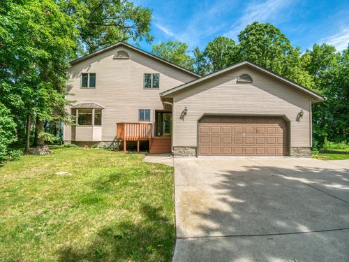 19559 Irvine Ave Nw, Bemidji, MN, 56601-7124 | Card Image