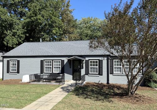 202 W Chatham St, Apex, NC, 27502-1408 | Card Image