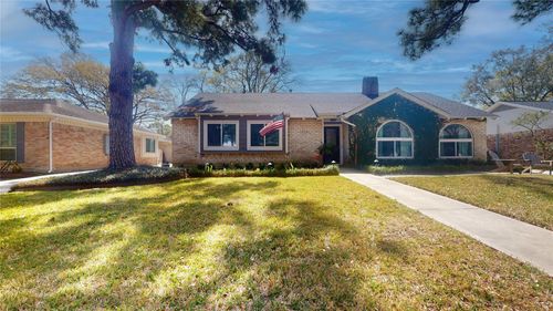 12331 Westmere Dr, Houston, TX, 77077-3923 | Card Image
