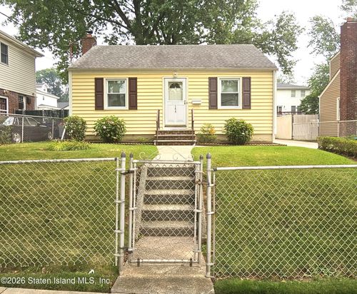 144 Hereford St, Staten Island, NY, 10308-1632 | Card Image